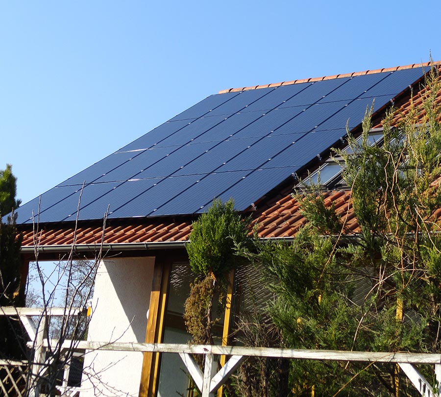 Daily Energy GmbH & Co. KG - Das Photovoltaikmodul ist der Kern